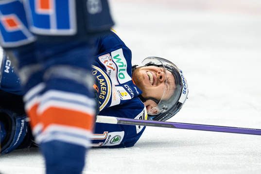 Växjös Kalle Kossila har ont