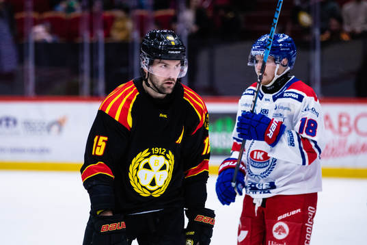 Bläddra bland fler bilder av Ishockey, SHL, Brynäs - Oskarshamn