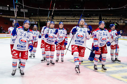 Oskarshamns spelare jublar