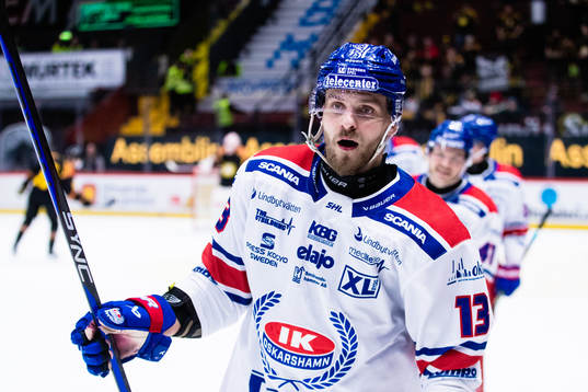 Oskarshamns Jiri Smejkal jublar
