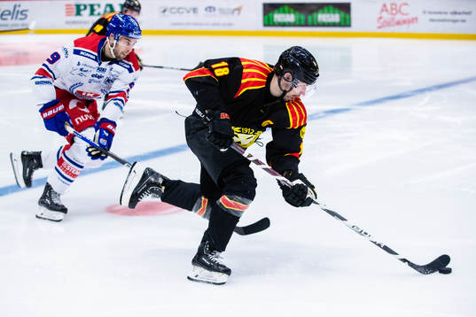 Oskarshamns Ahti Oksanen och Brynäs Anton Rödin
