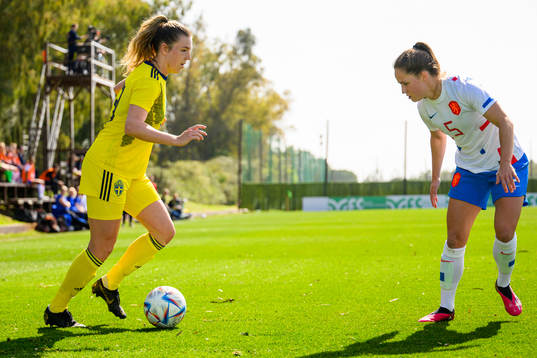 Emma Westin of Sweden and Marisa Olislagers Joelle Smits