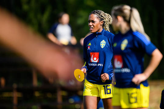 Evelyn Ijeh of Sweden