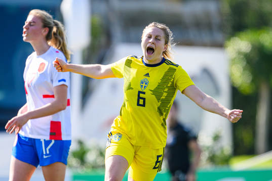 Fanny Andersson of Sweden celebrates