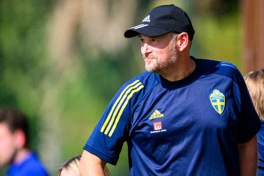 Head coach Martin Möller of Sweden