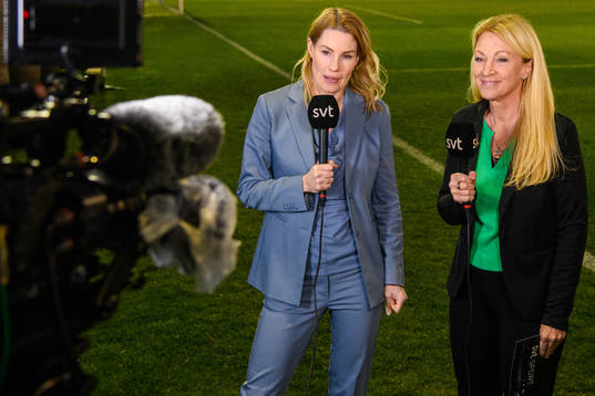 Swedish broadcaster SVT sports expert Hanna Marklund and