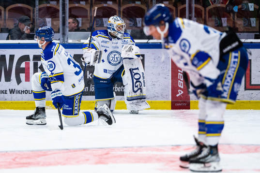 Leksands Olle Alsing och målvakt Mantas Armalis