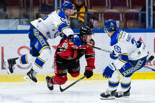 Leksands Anton Lindholm och Luleås Joonas Rask