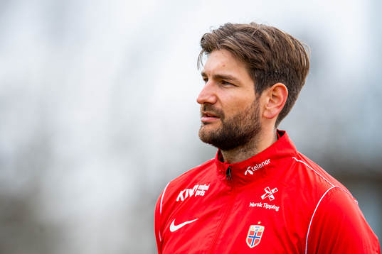 Simon Tengwall Hansen, analyst of the Norwegian women's