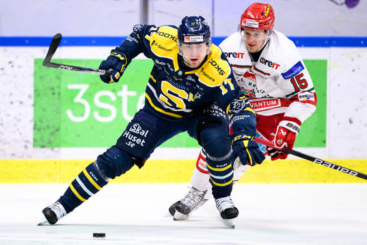 +Södertäljes Johan Ivarsson och Modos Filip Sveningsson