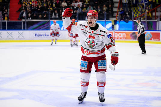 Modos Mikkel Aagaard jublar