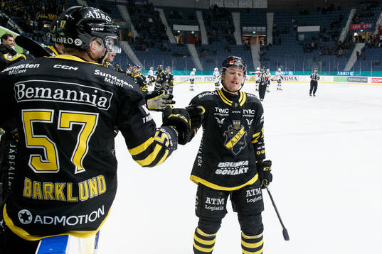AIKs Adam Rockwood jublar