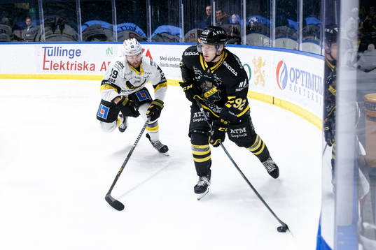 Västerås Blake Speers och AIKs Zion Nybeck