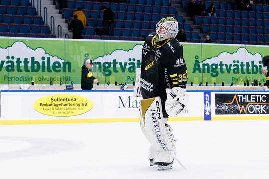 AIKs målvakt Niklas Lundström