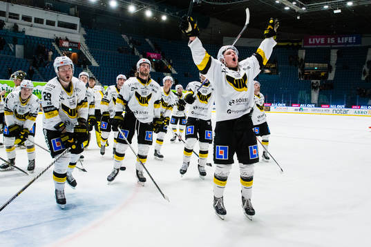 Bläddra bland fler bilder av Ishockey, Hockeyallsvenskan, AIK - Västerås
