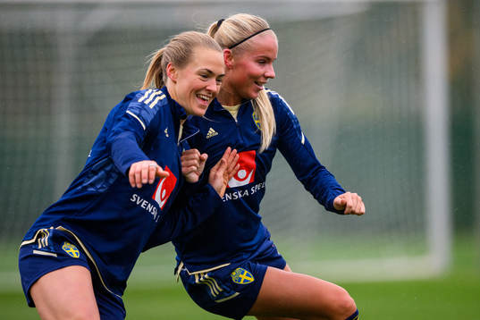 Magdalena Eriksson and Stina Lennartsson of the Swedish