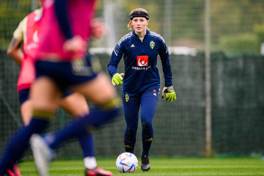 Goalkeeper Tove Enblom of the Swedish women's national