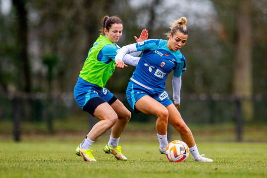 Tuva Hansen and Celin Bizet Ildhusøy of the Norwegian