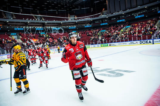 Malmö Redhawks Thomas Schemitsch jublar