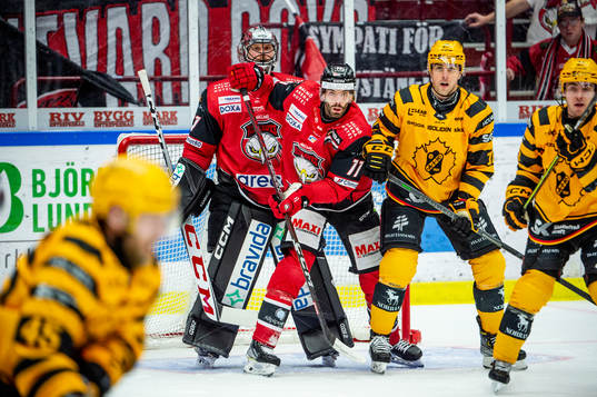 Malmö Redhawks målvakt Brandon Maxwell och Markus
