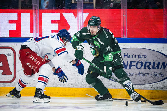 Oskarshamns Juuso Riikola och Färjestads Linus Johansson