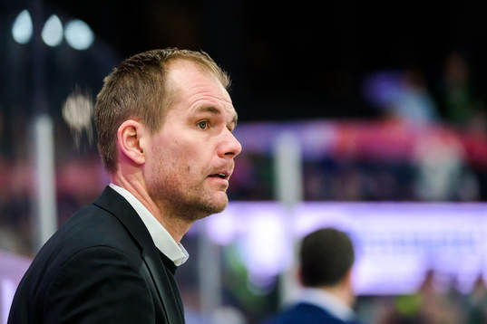 Färjestads huvudtränare Tomas Mitell