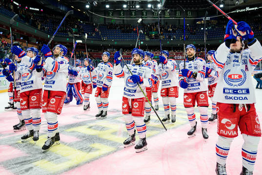 Oskarshamns spelare jublar
