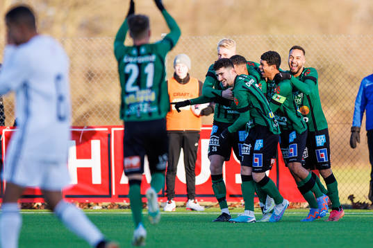 Varbergs spelare jublar