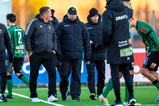 Östersunds tränare Magnus Powell och Varbergs