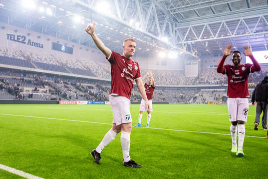 Västerås Simon Johansson och Frederic Nsabiyumva jublar
