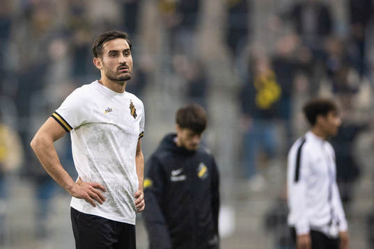 s Sotirios Papagiannopoulos deppar  fotbollsmatchen i