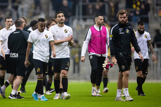 s Bilal Hussein och Sotirios Papagiannopoulos deppar