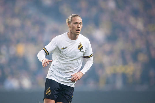 s Viktor Fischer