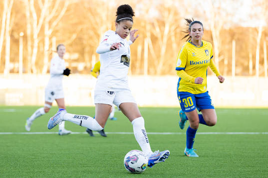 Häckens Felicia Schröder