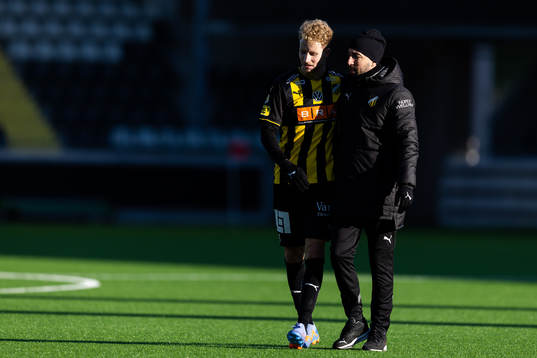 Häckens Samuel Gustafson och assisterande tränare Martin