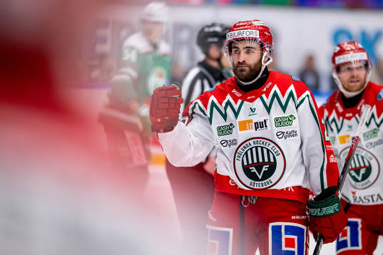 Frölundas Anthony Greco  jublar