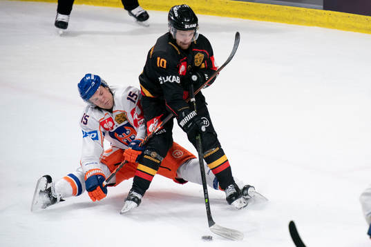 Tapparas Geoff Platt and Luleås Einar Emanuelsson