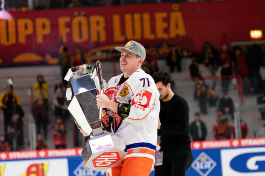 Kristian Kuusela of Tappara celebrates the win