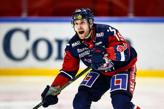 Linköpings Patrick Russell jublar