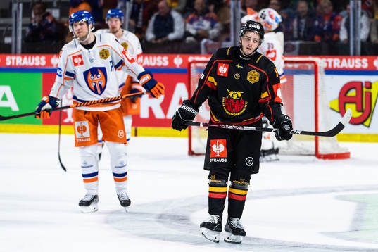 Luleås Isac Brännström looks dejected