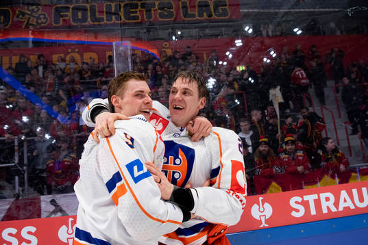 Tapparas Waltteri Merelä and Jori Lehterä celebrates