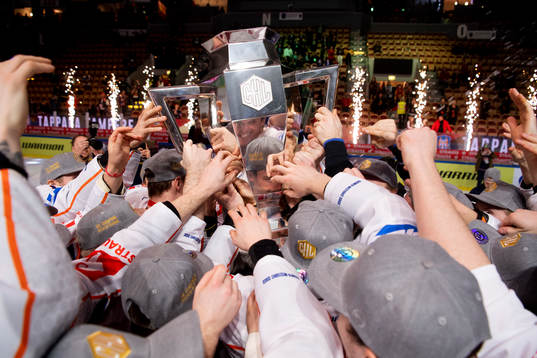 Team of Tappara celebrates with the trophy