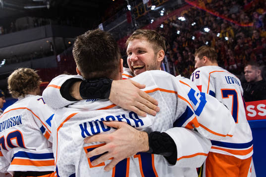 Tapparas Valtteri Kemiläinen celebrates