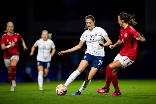 Emma Stølen Godø of Norway and Rikke Læntver Sevecke of