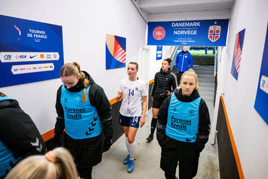Thea Sørbo of Norway in the half-time break