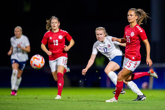 Julie Blakstad of Norway and Frederikke Skjødt Thøgersen
