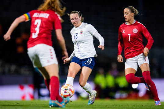Frida Maanum of Norway and Sanne Troelsgaard of Denmark