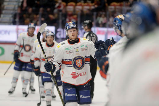 Växjös Joachim Blichfeld jublar
