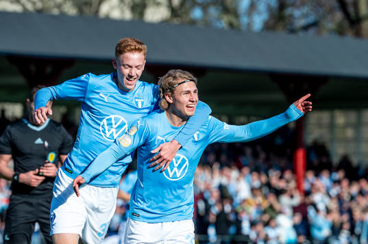 Malmö FFs Sebastian Nanasi jublar