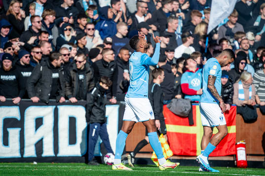 Malmö FFs Isaac Kiese Thelin jublar